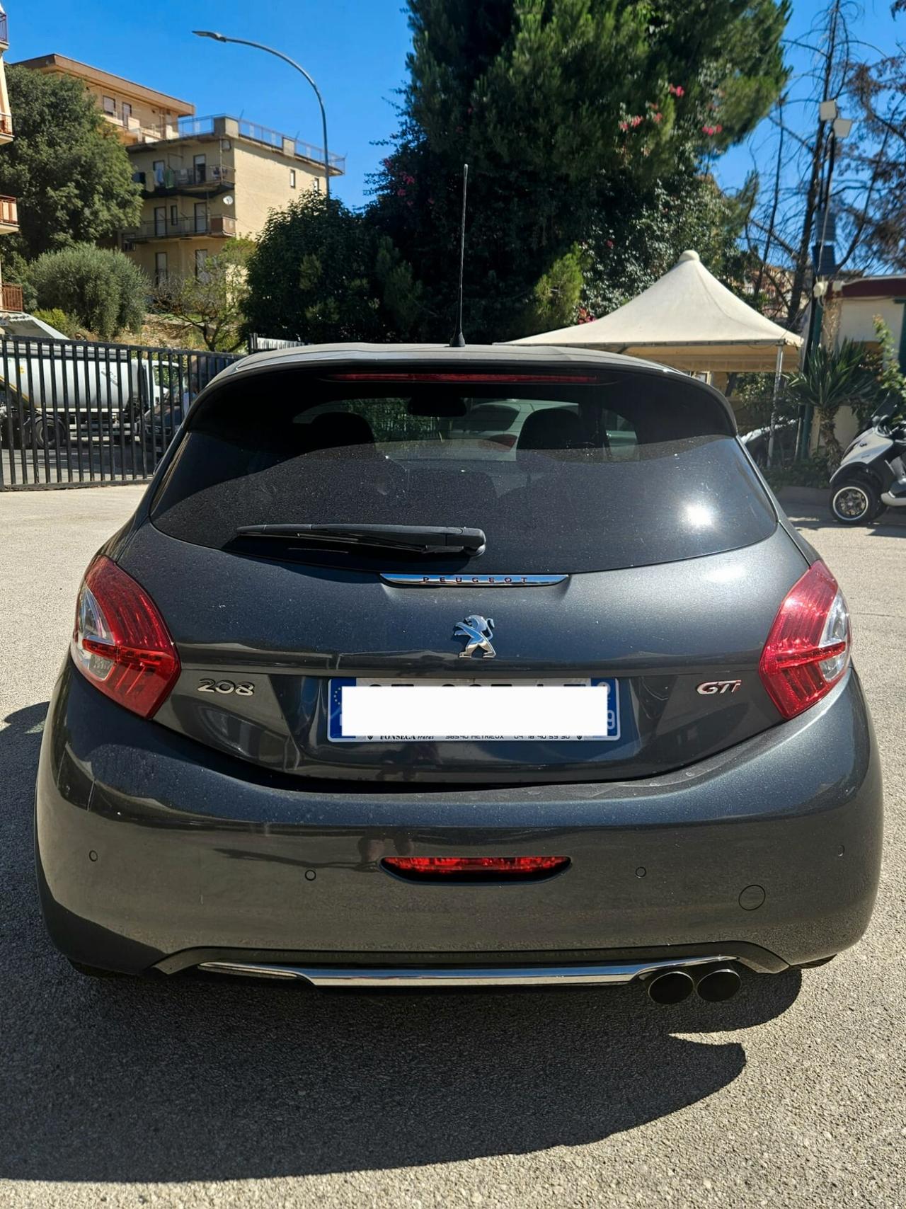 Peugeot 208 1.6 THP 200 CV 3 porte GTi