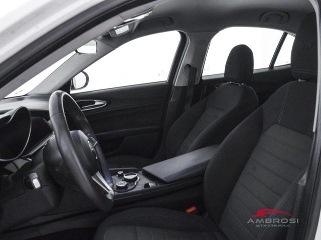 ALFA ROMEO Giulia 2.2 Turbodiesel 150 CV auto - PER OPERATORI DEL SE