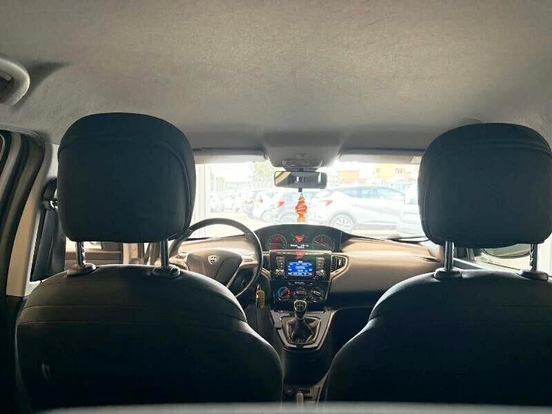 Lancia Ypsilon 1.2 69 CV Gold