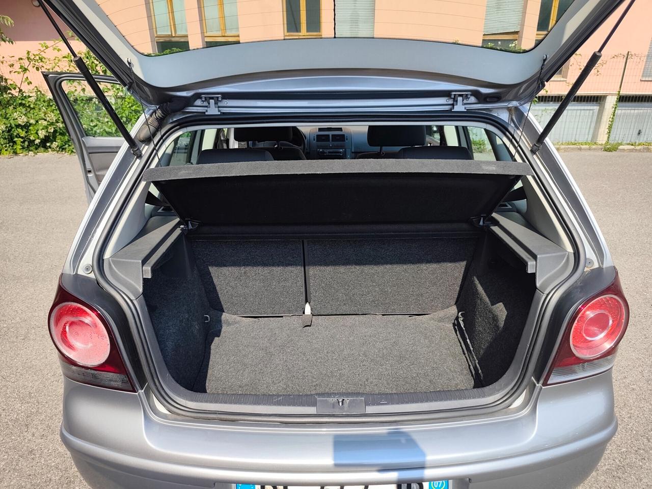 Volkswagen Polo 1.2 Benz 5 porte euro 4 neopatentati