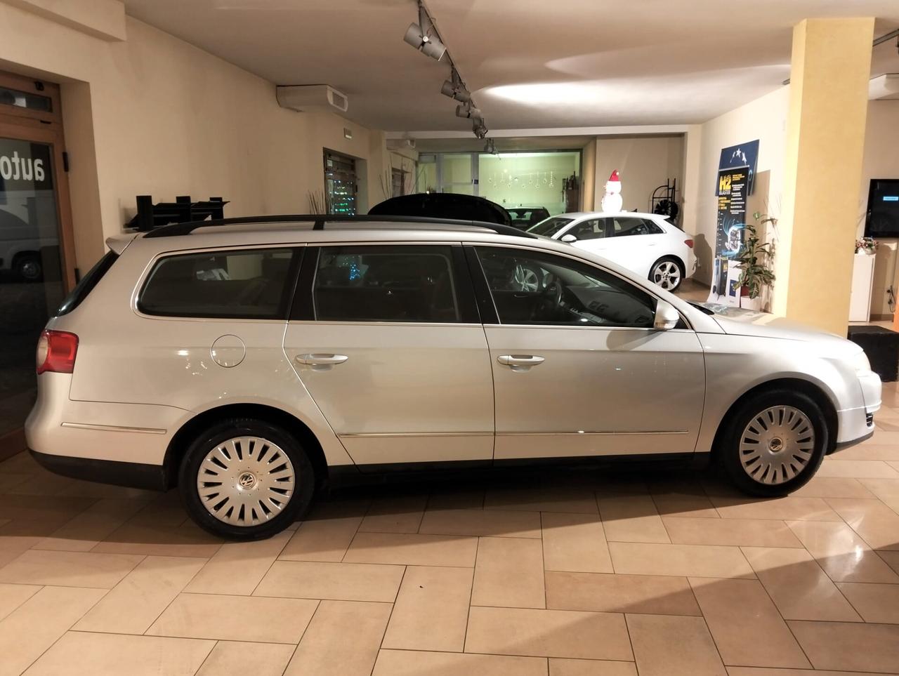 Volkswagen Passat 2.0 16V TDI Var. Business 140cv