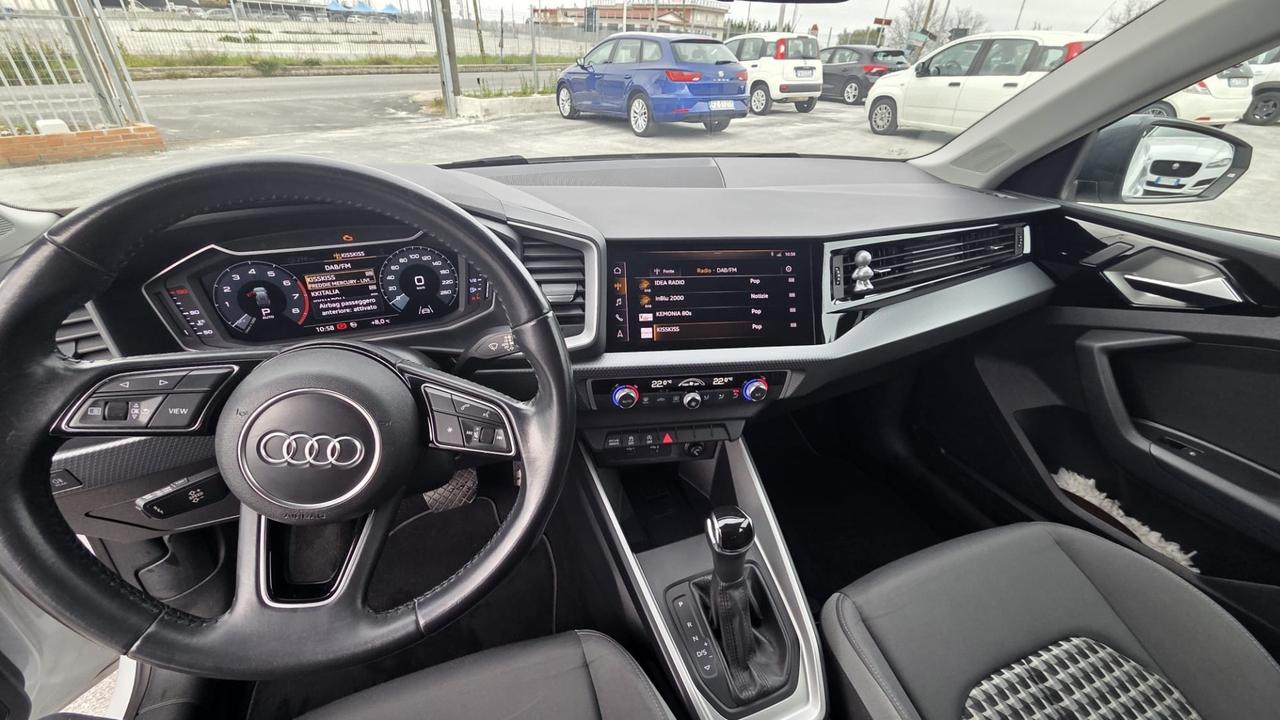 Audi A1 citycarver 30 TFSI S tronic