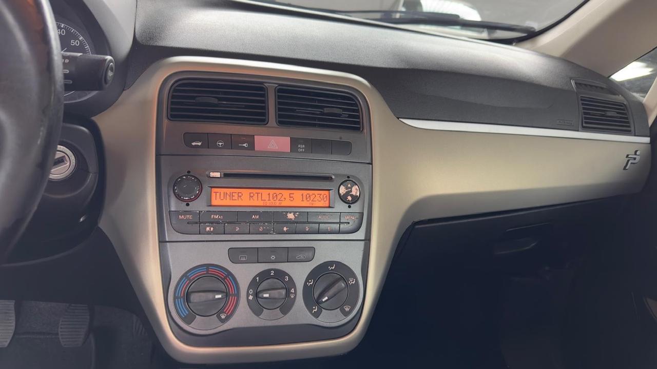 Fiat Grande Punto 1.4 Starjet 16V 5 porte Emotion