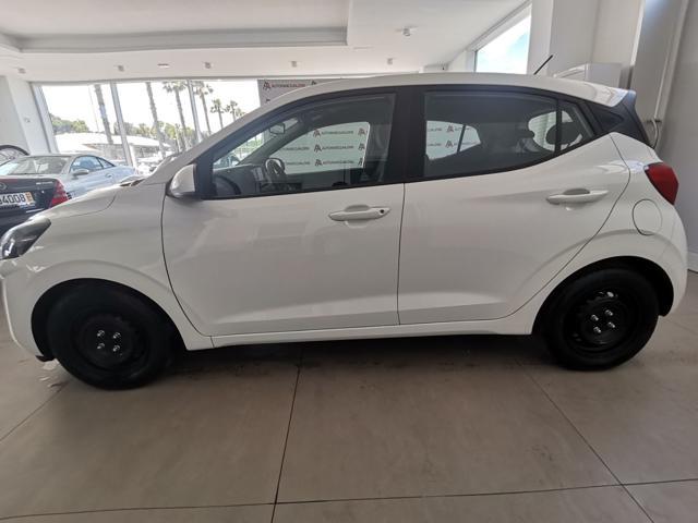 HYUNDAI i10 1.0 SOLO 10 000 KM!!!!