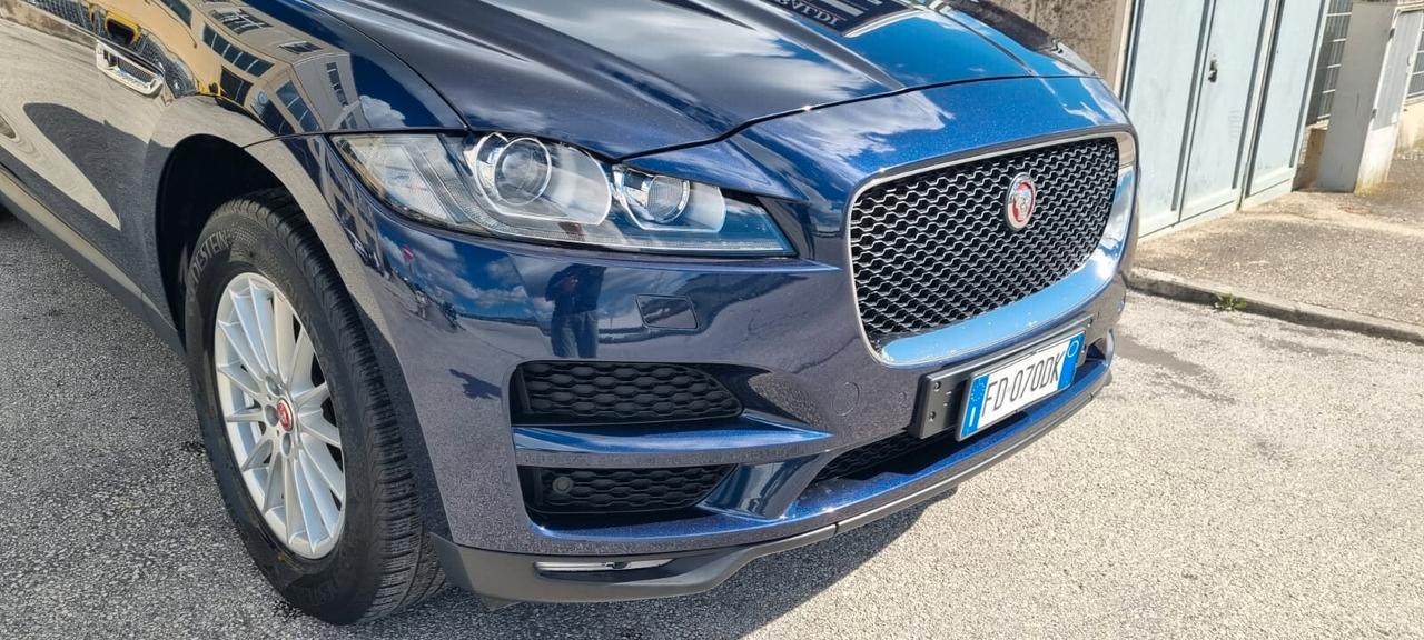 Jaguar F-Pace 2.0 D 180 CV AWD Portfolio