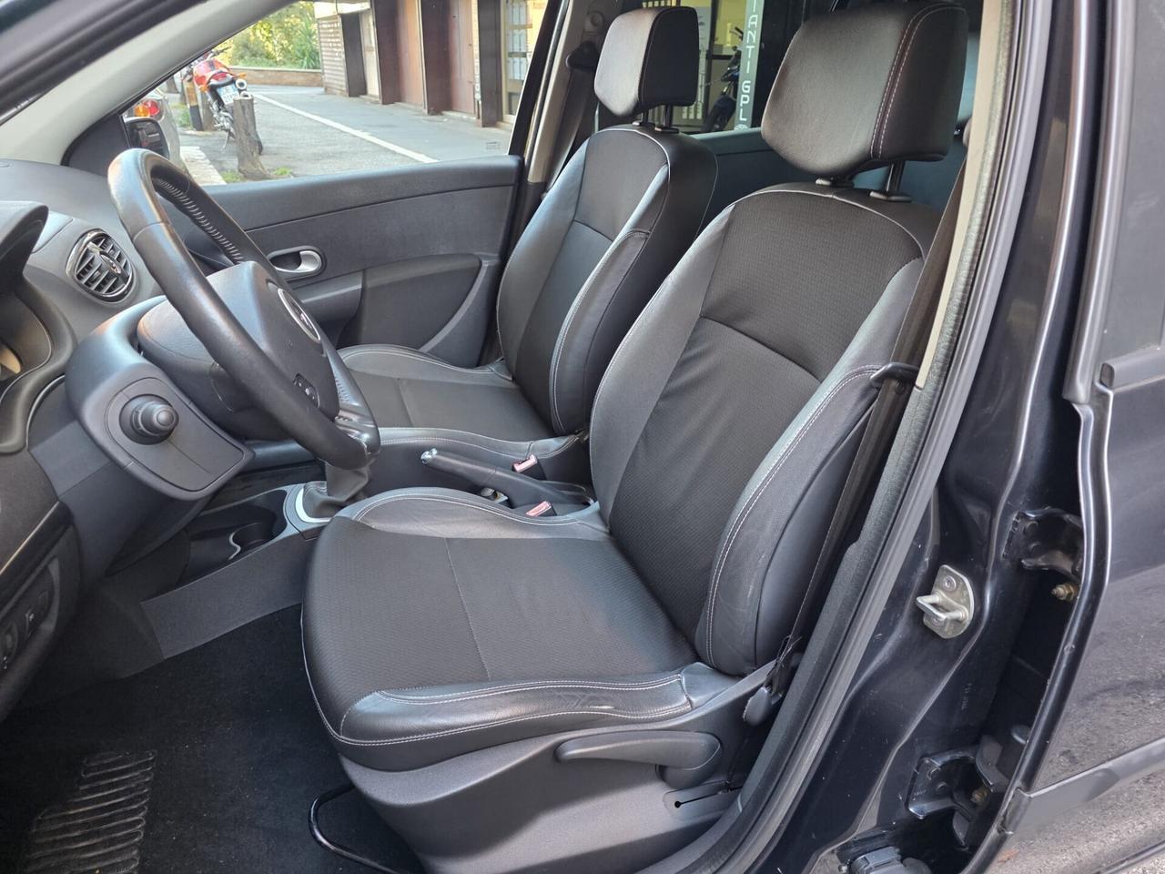 Renault Clio 1.2 - UNICO PROPRIETARIO - KM ORIGINALI