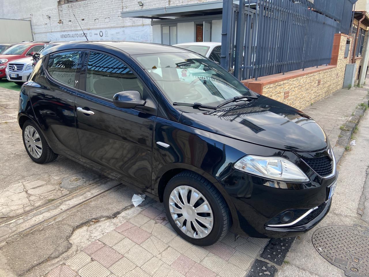 Lancia Ypsilon 1.2 69 CV 5 porte GPL Ecochic Mya