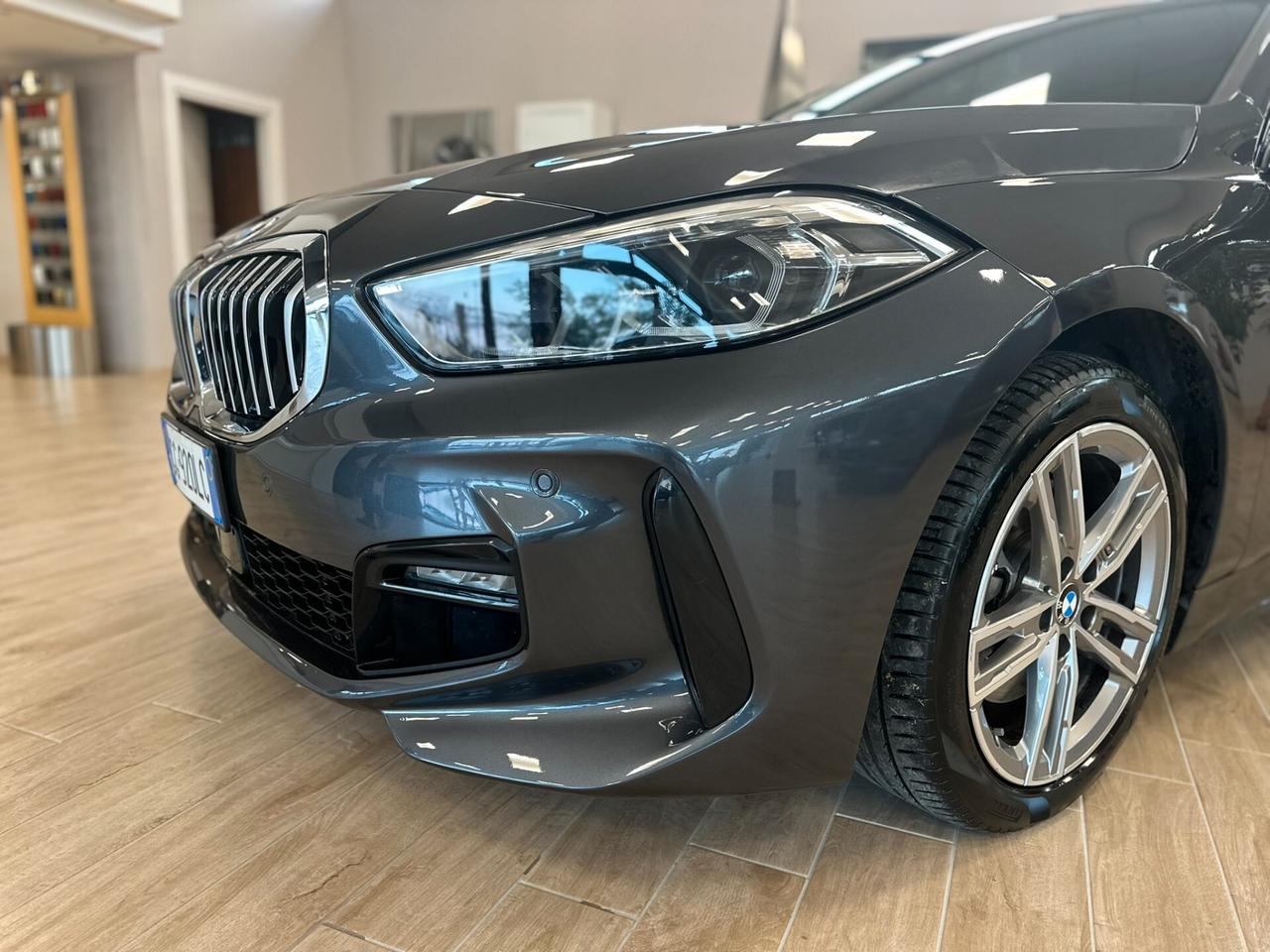 Bmw 118 118d 5p. Msport