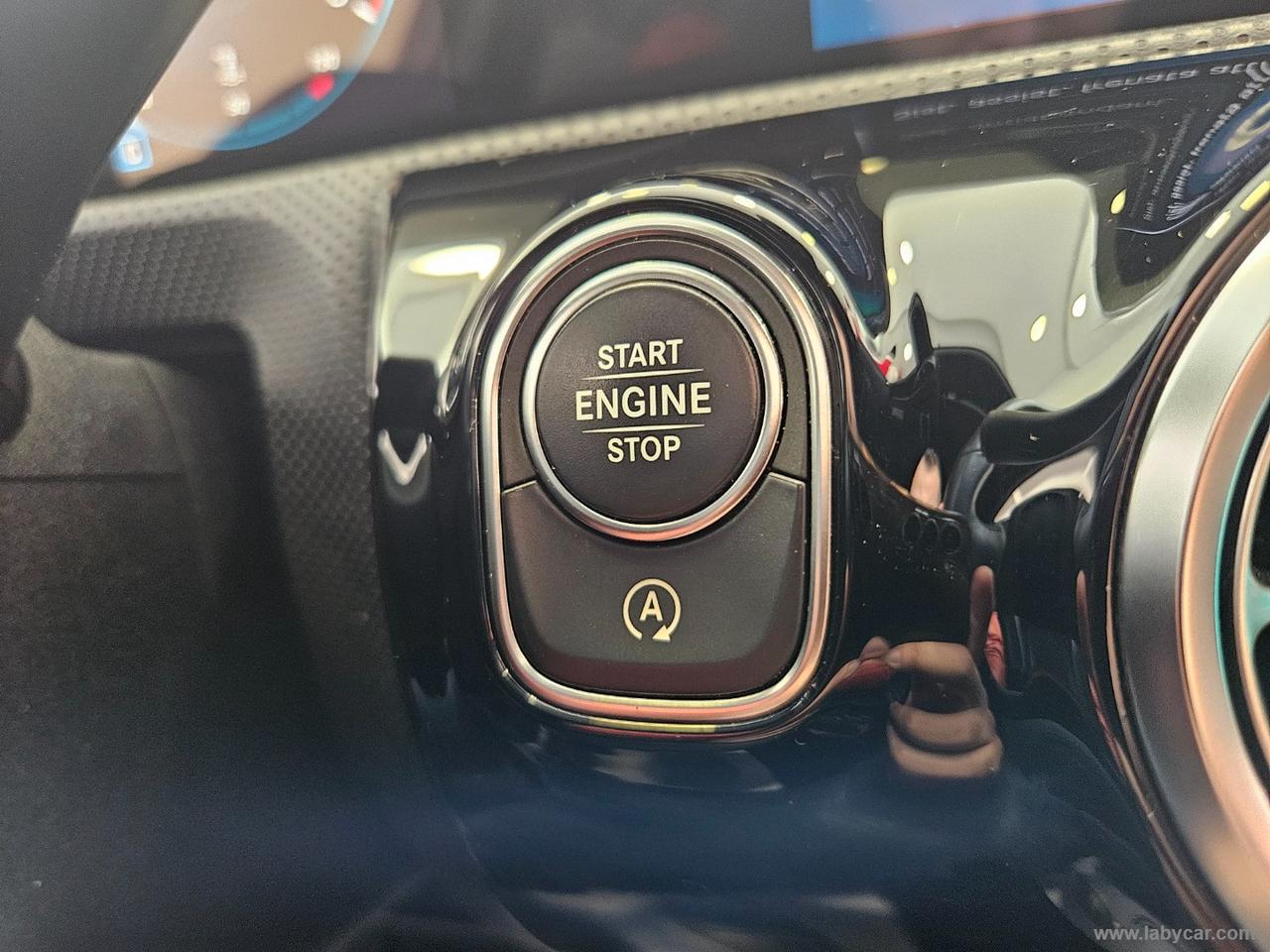 MERCEDES-BENZ A 200 d Automatic Sport