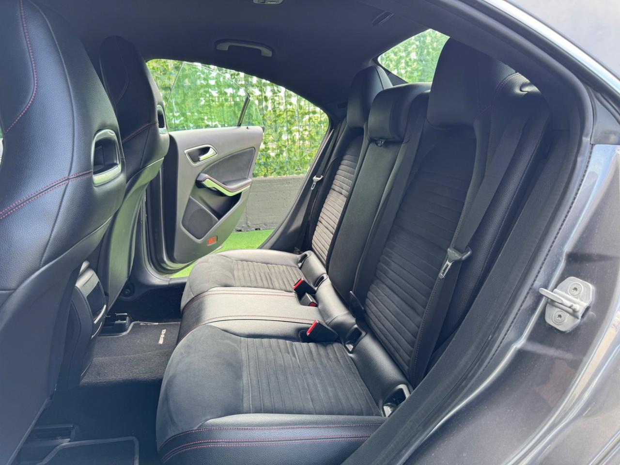 Mercedes-benz CLA 200 d Automatic Executive