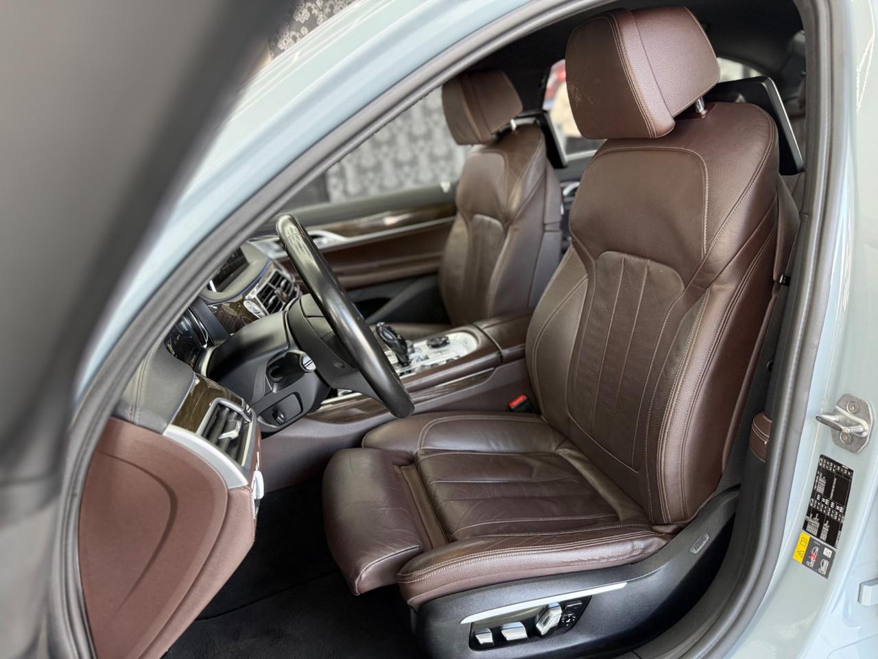 Bmw 740 740E LUXURY 326 CV FULL OPTIONAL