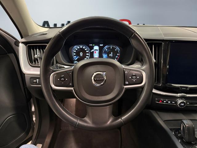 VOLVO XC60 B4 (d) AWD Geartronic Business