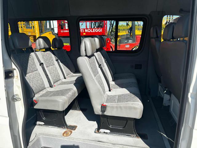 VOLKSWAGEN Crafter 35 2.5 TDI 136CV PL-TA Kombi