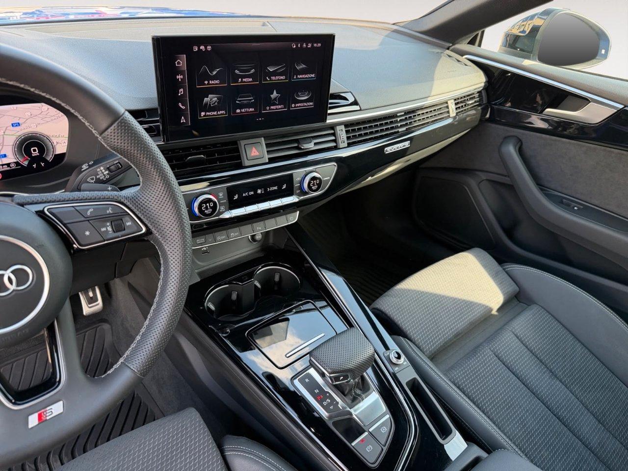 Audi A5 Coupe 40 2.0 tdi mhev S line edition quattro 204cv s-tronic