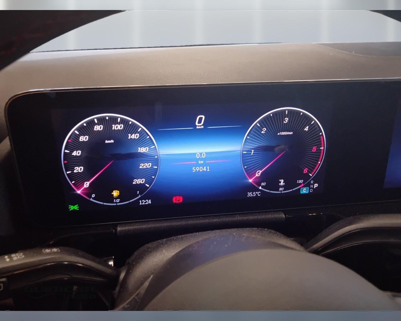 Mercedes-Benz GLA-H247 2023 - GLA 180 d AMG Line Advanced Plus auto