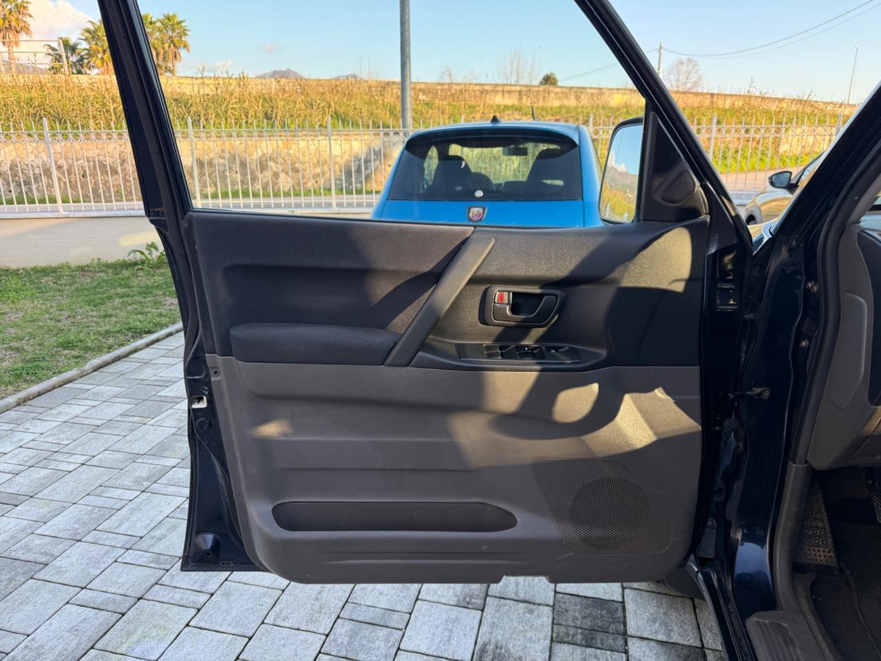 Mitsubishi Pajero 2.5 TDI 5p. GLS1