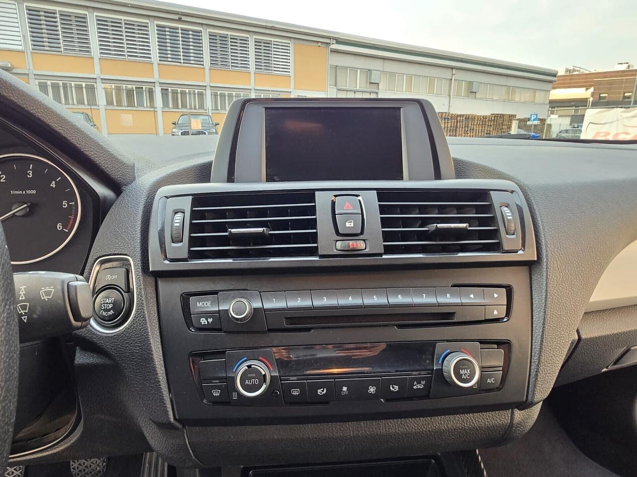 Bmw 116d 5p. VERS. SPORT