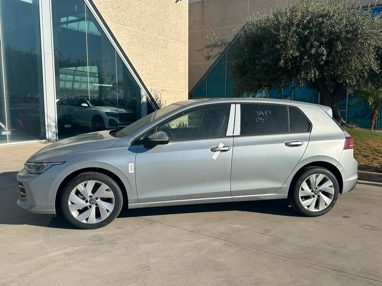 Volkswagen Golf 1.5 - 115 CV Edition Plus - possibilità noleggio no scoring