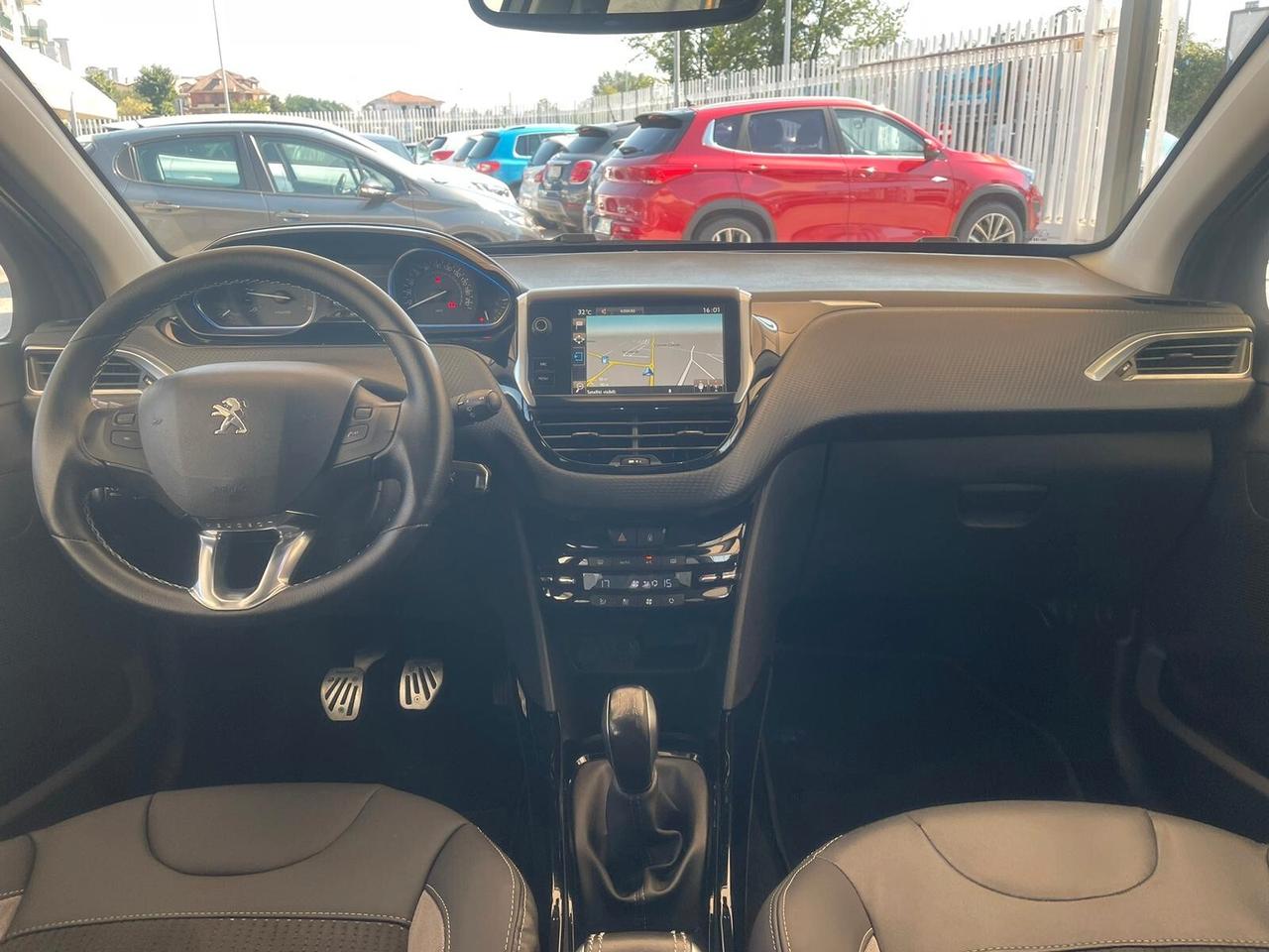 Peugeot 2008 BlueHDi 100 Allure