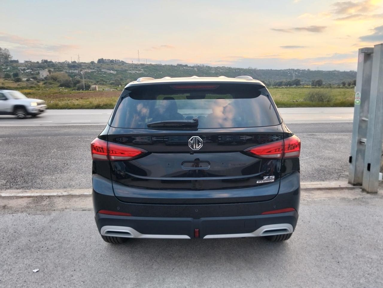 Mg ZS 1.5 Hybrid+ Luxury
