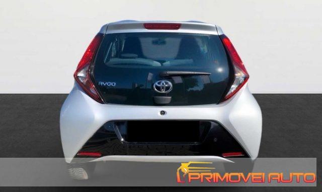 TOYOTA Aygo Connect 1.0 VVT-i 72 CV 5 porte x-play