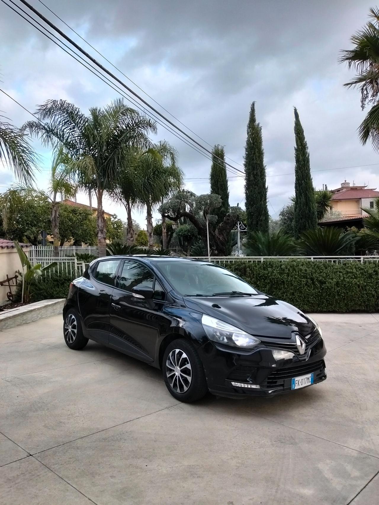 Renault Clio 1.2 75CV 5 porte Life