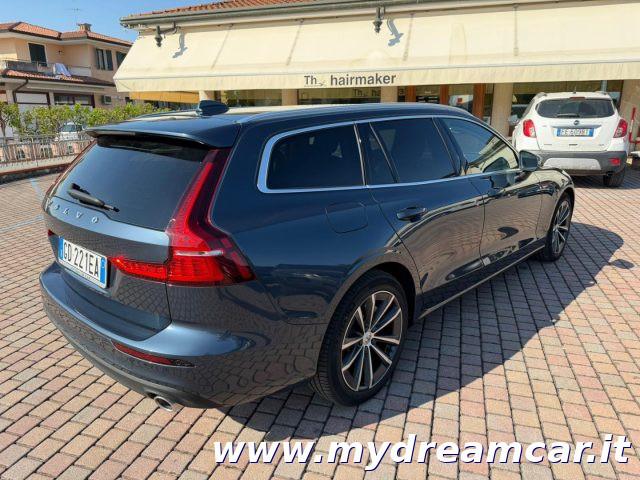 VOLVO V60 B4 (d) 197CV Geartronic Momentum Business Pro