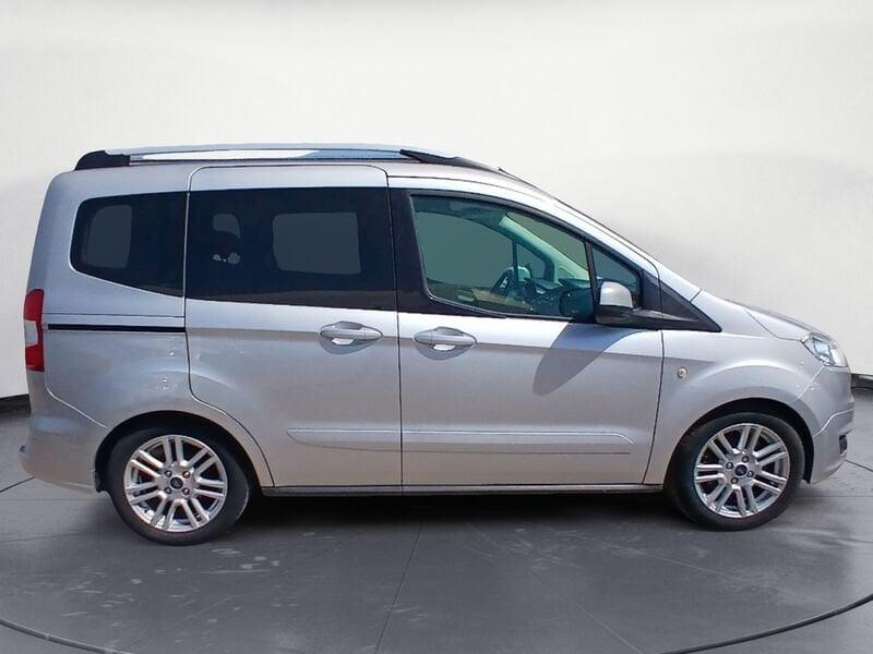 Ford Tourneo Courier 1.6 TDCI 95 CV Titanium