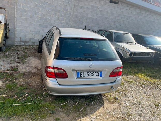 Mercedes E 220 CDI - INCIDENTATA