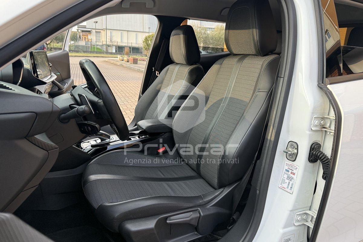 PEUGEOT 2008 BlueHDi 130 S&S EAT8 Allure