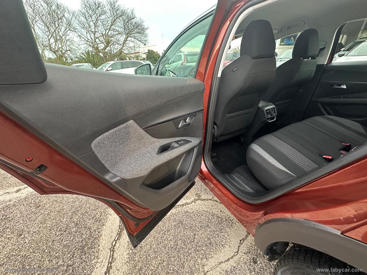 PEUGEOT 3008 BlueHDi 130 S&S EAT8 Allure