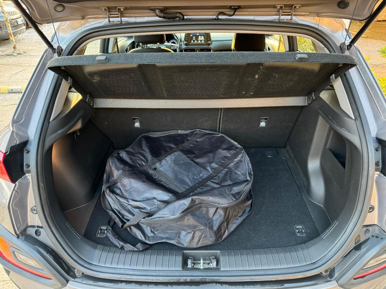 Hyundai Kona 1.0 T-GDI Xpossible