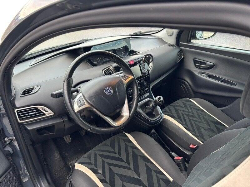 Lancia Ypsilon Ypsilon 1.2 69 CV 5 porte Gold