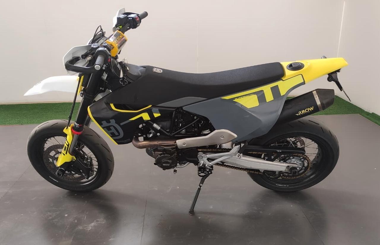Husqvarna 701 Supermoto