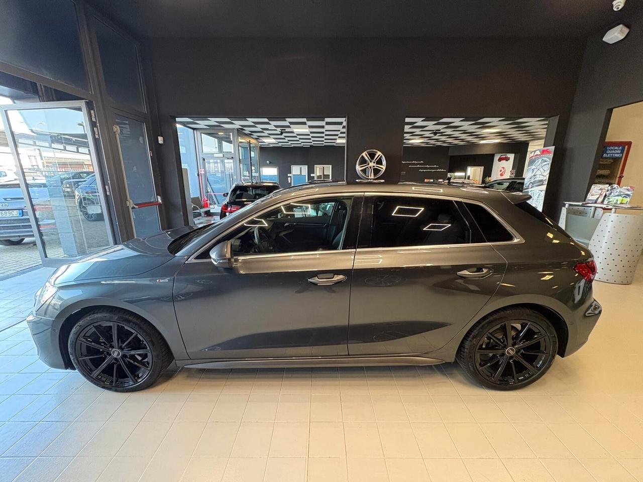 AUDI A3 4ª serie A3 SPB TDI 110 kW S tronic S ...