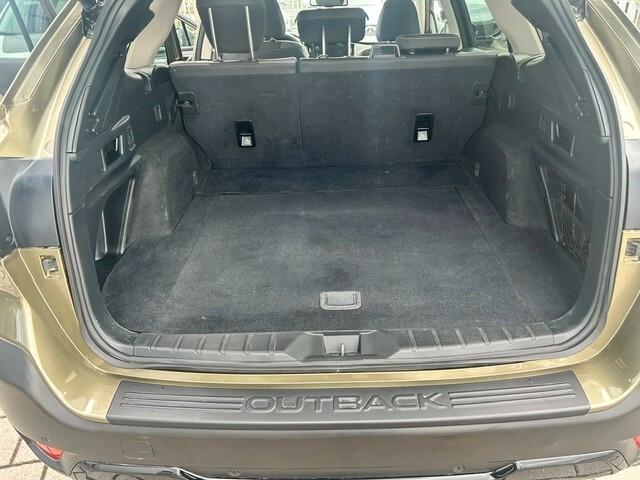 Subaru OUTBACK 2.5i Lineartronic 4dventure