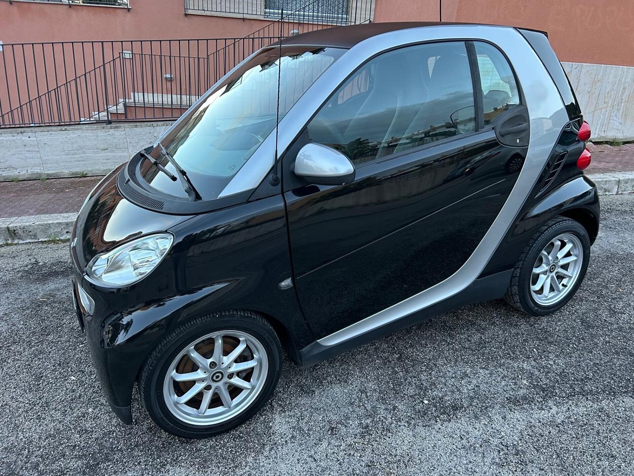 Smart ForTwo 1000 52 kW coupé pure