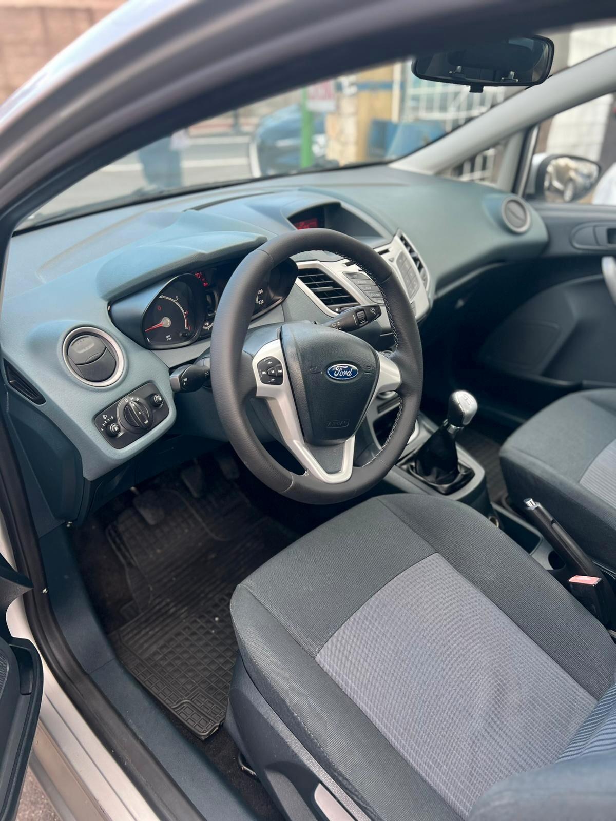 Ford Fiesta 1.2 82 CV 5 porte Titanium