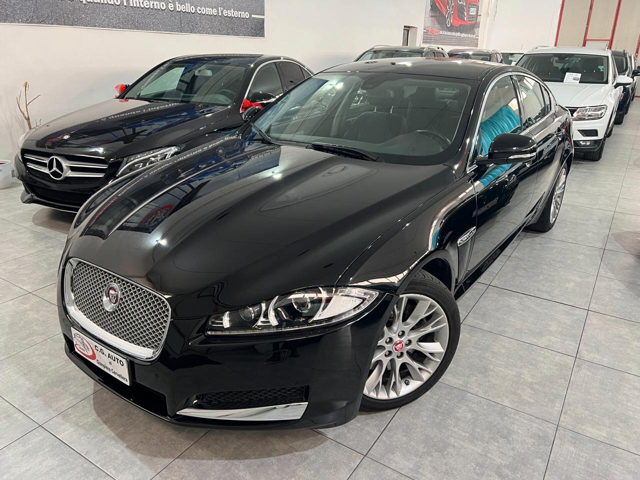 Jaguar XF 2.2 163 CV - Business Edition - 2014