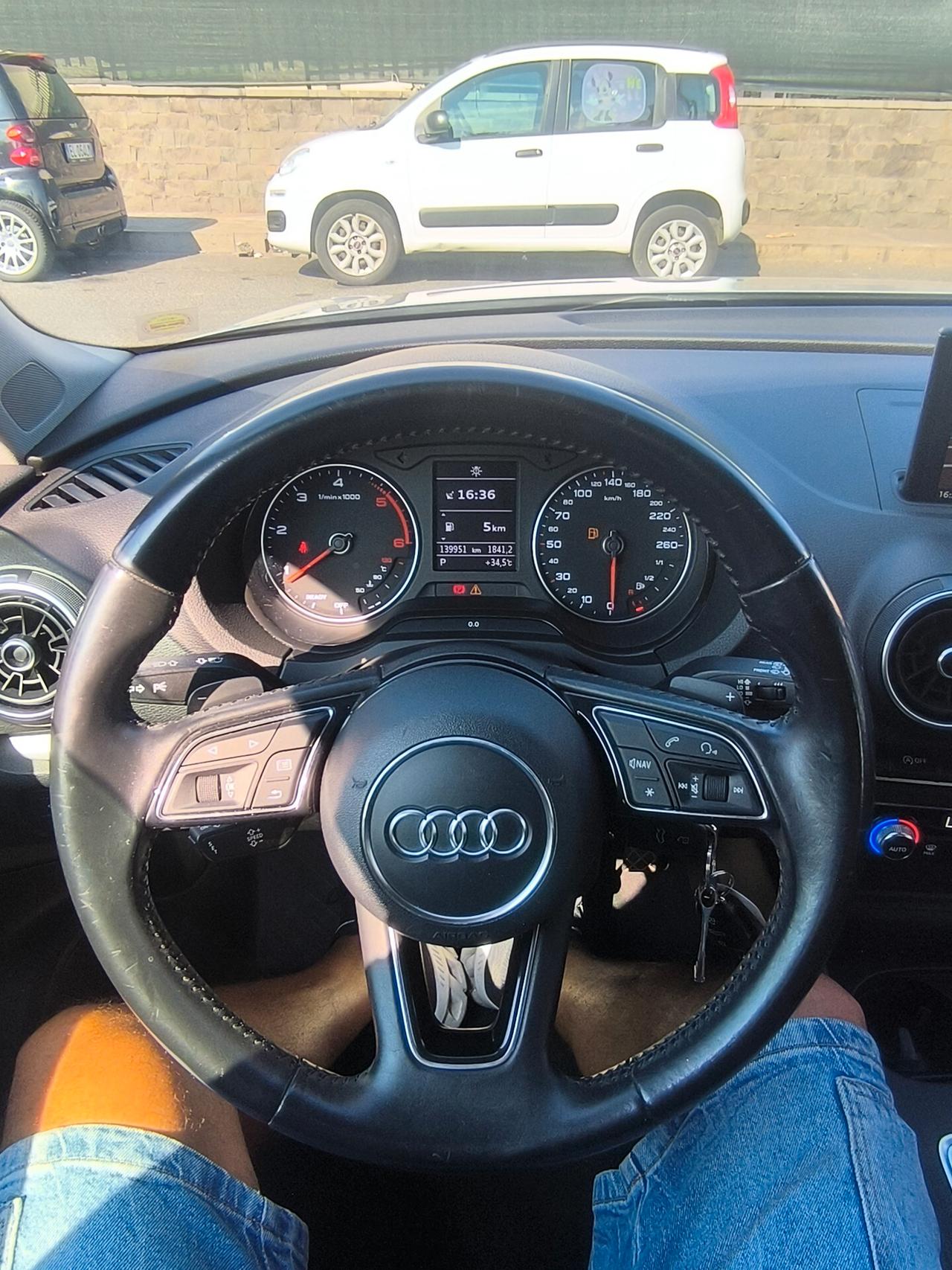 Audi A3 SPB 1.6 TDI S tronic Sport