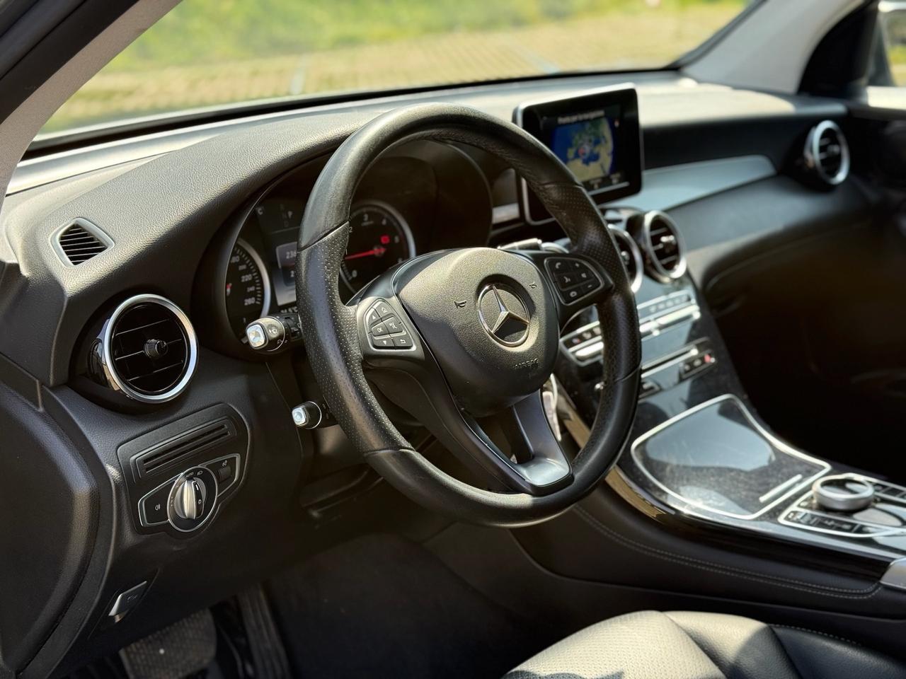 MERCEDES GLC 250d 2017 4Matic