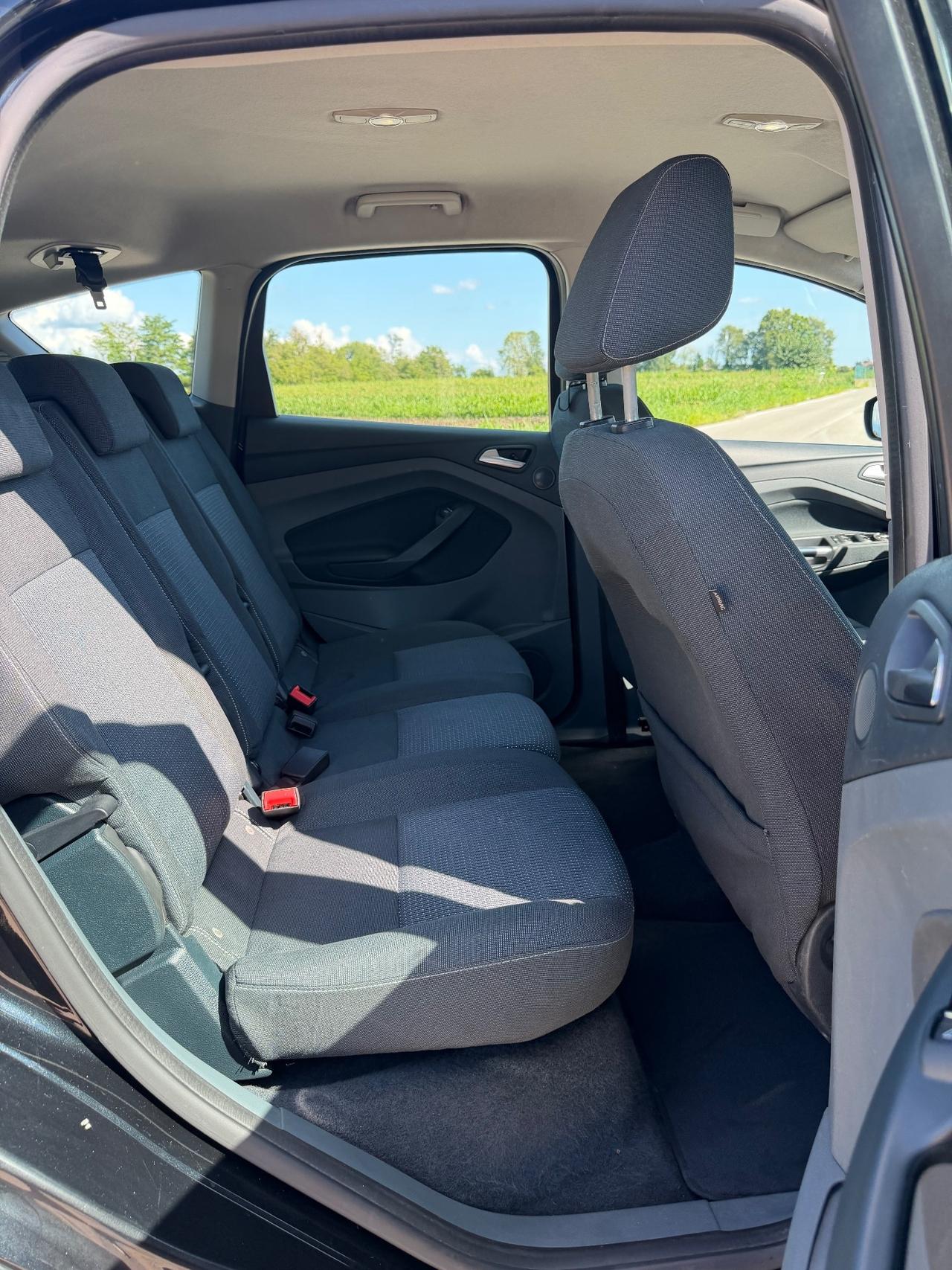 Ford C-Max .