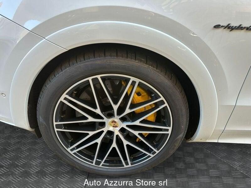 Porsche Cayenne Coupè Coupé 4.0 V8 Turbo E-Hybrid *IVA ESP, PRICE LIST: €233.650*