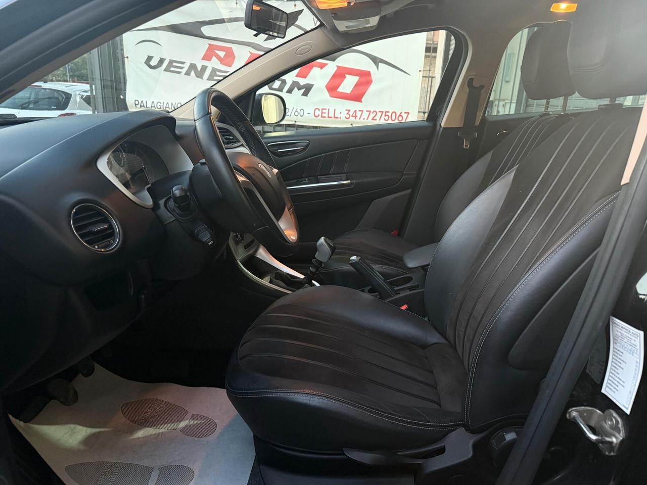 Lancia Delta 1.6 MJT DPF Oro