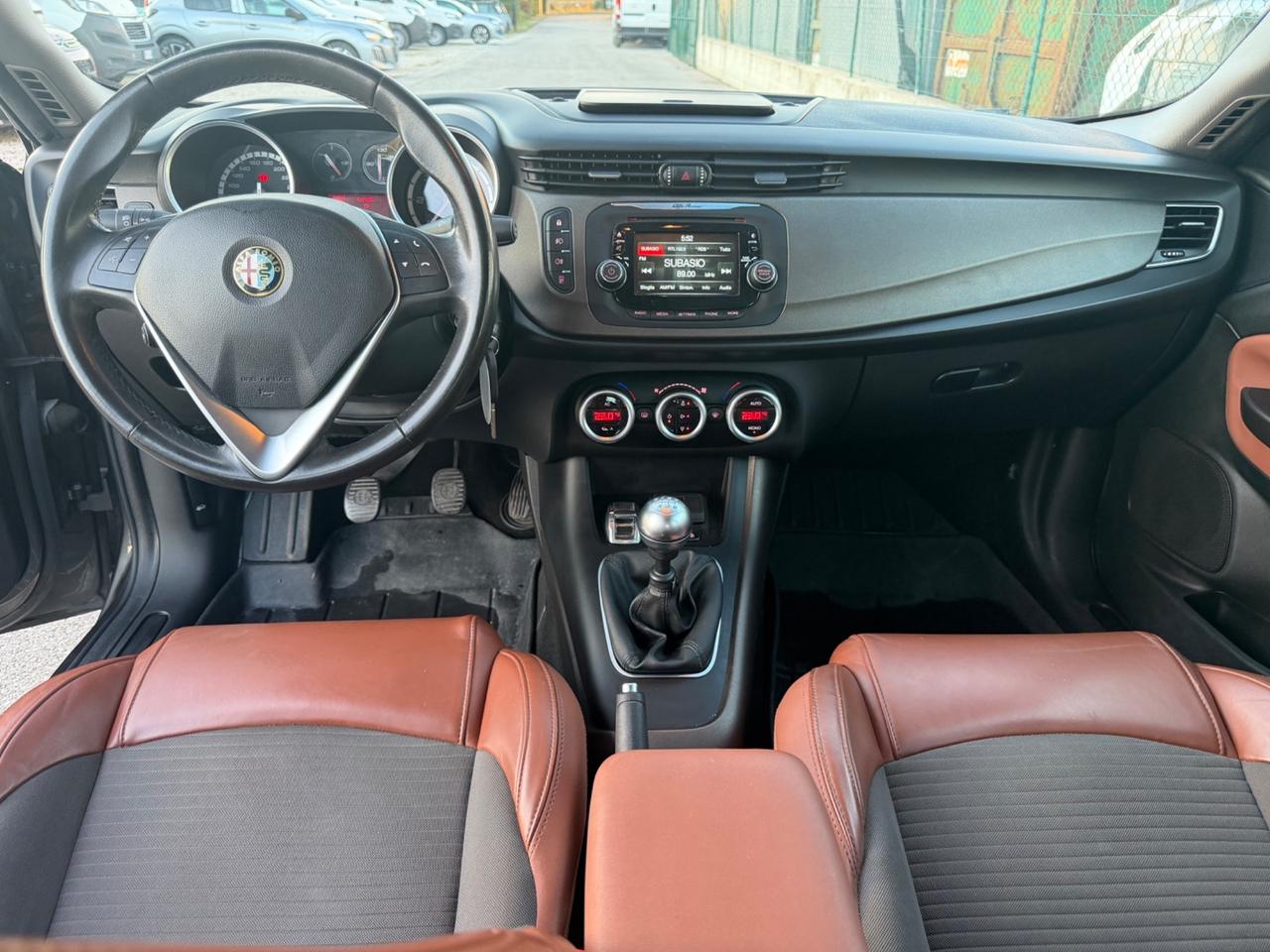 Alfa Romeo Giulietta 1.6 JTDm-2 105 CV Exclusive