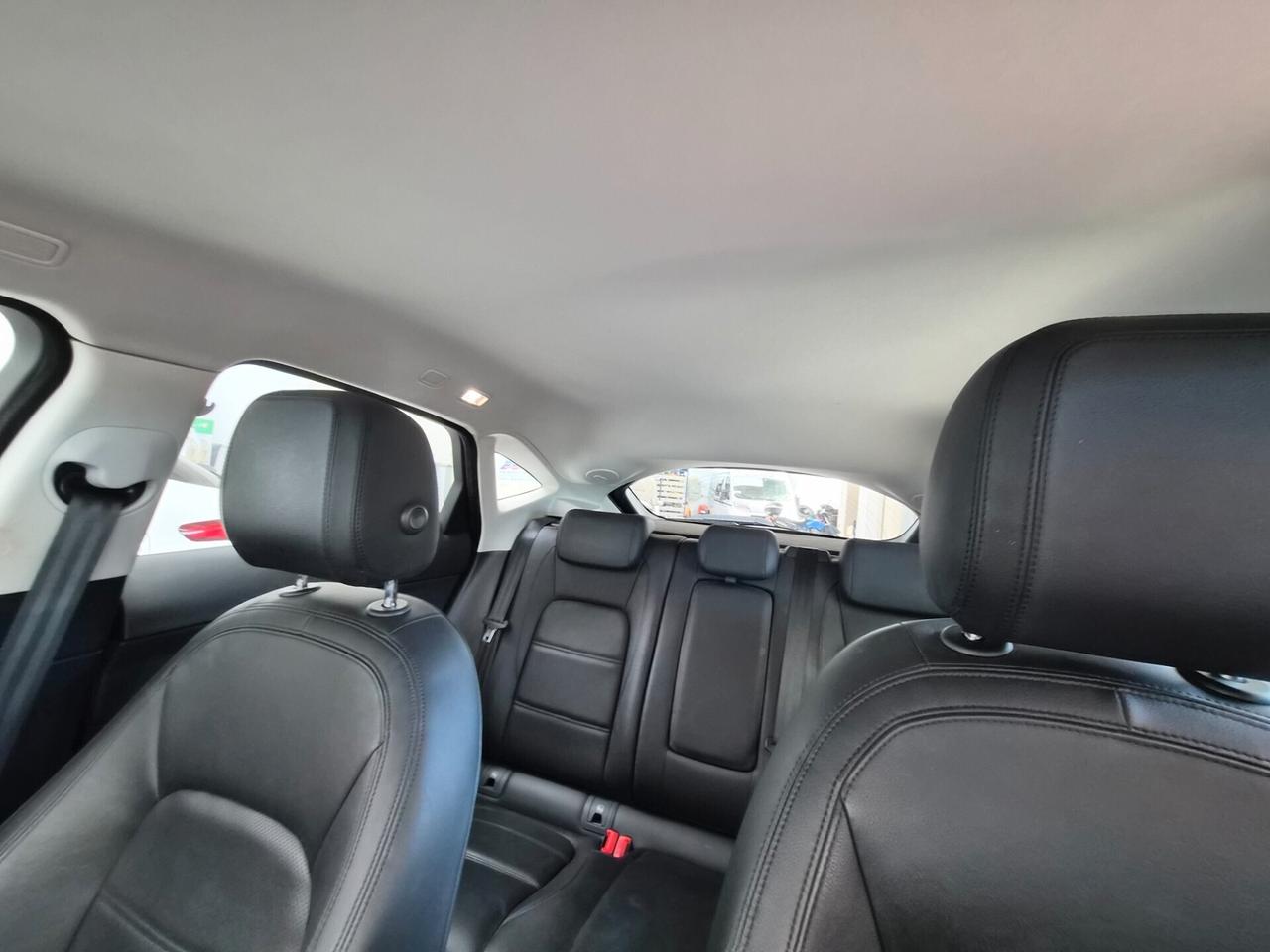 Jaguar E-Pace 2.0D 150 CV AWD R-Dynamic