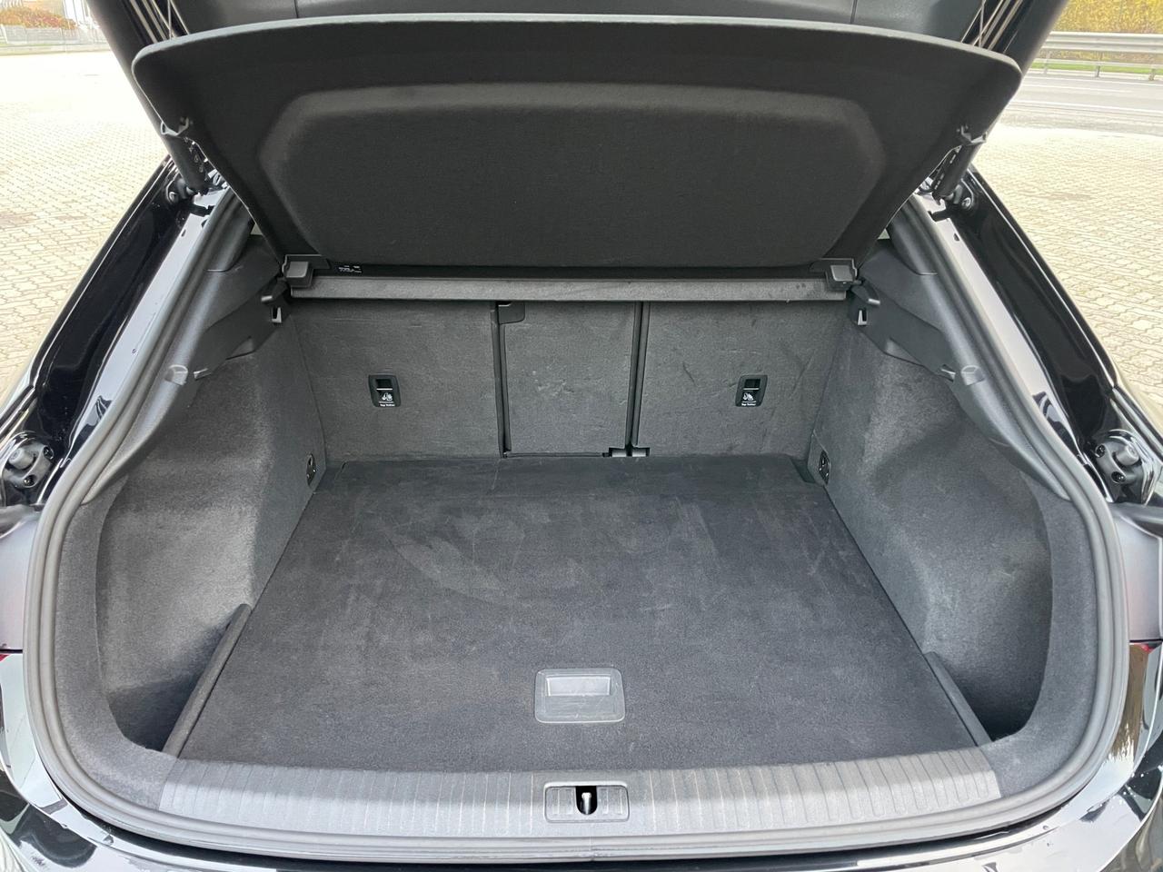 Audi Q3 SPB 35 TDI Business Plus