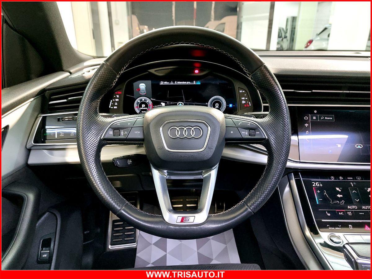 AUDI Q8 50 3.0 TDI Hybrid S-Line Identity Black IVATA (TETTO PANORAMICO APRIBILE)