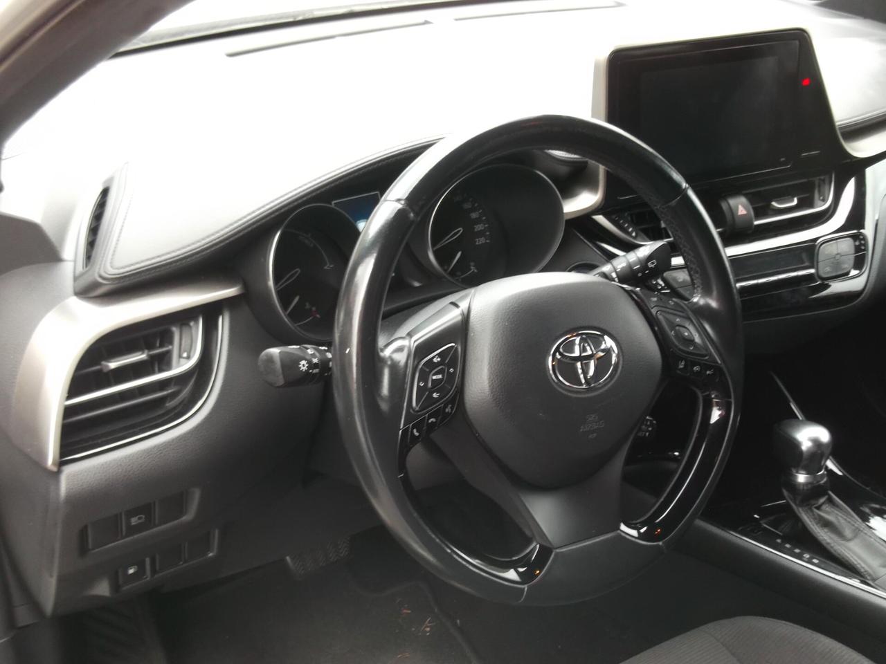 Toyota C-HR 1.8 Hybrid E-CVT Toyota Team - 11