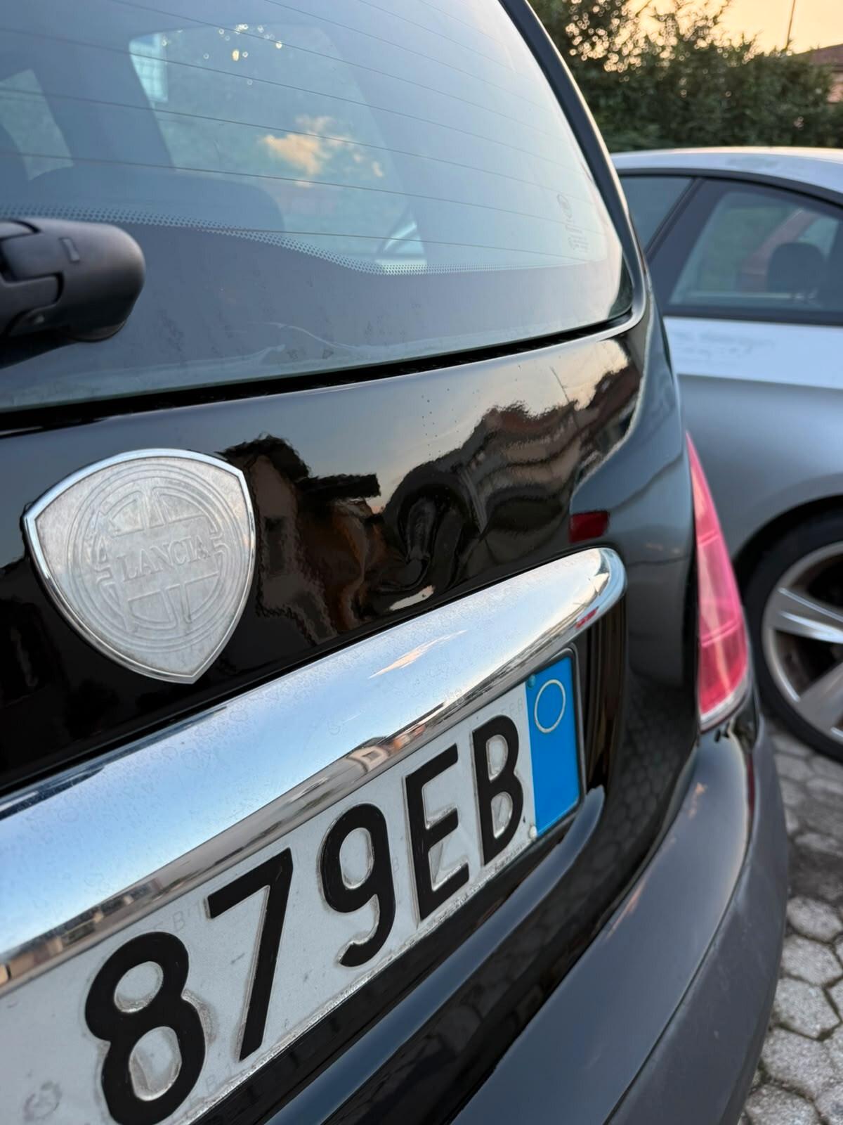 Lancia Ypsilon 1.2 Oro